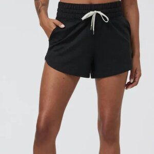 Vuori Womens Shorts Halo Performance 2.0 Black Heather Size M